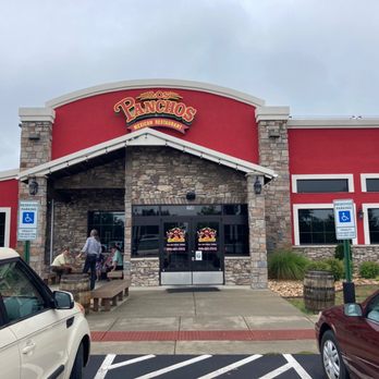 Los Panchos Mexican Restaurant - Front of the restaurant - Mexican Near Me - Waynesboro, Virginia Los Panchos Mexican Restaurant - Front of the restaurant - Mexican Near Me - Waynesboro, Virginia