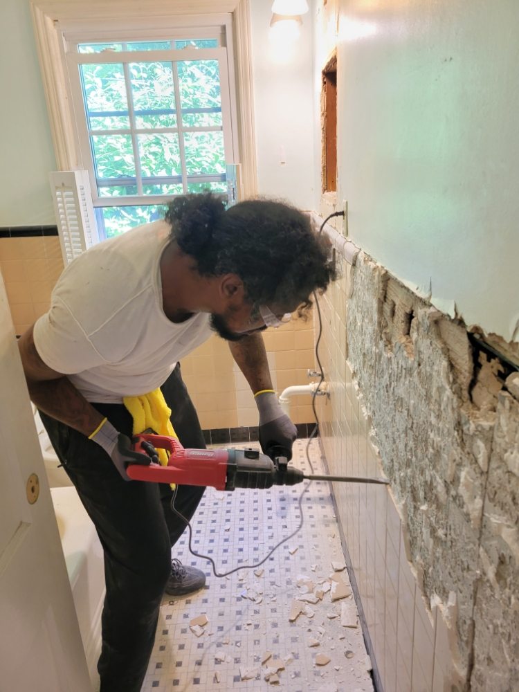 Slide of Solution Source Handyman