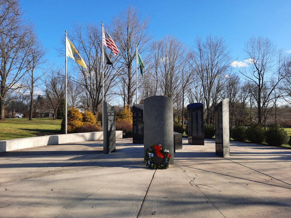 MONTGOMERY VETERANS PARK / ARBORETUM Updated September 2024 21 Photos 210 Harlingen Rd