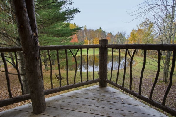 Moose Meadow Lodge & Treehouse by null