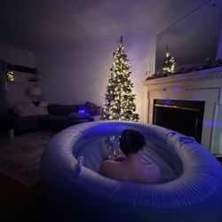 Wisewoman Childbirth Traditions - Birth pool