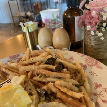 Little Hen - Breakfast & Brunch Near Me - Weston, Florida Little Hen - Breakfast & Brunch Near Me - Weston, Florida