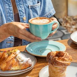 Luka Restaurant - Coffee & Pastries are back!
The perfect duo to brighten your day
Visit us for your afternoon treat