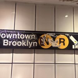 Bar Brooklyn - Ccant believe i m here