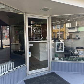 Bean & Things Cafe - Entry - Breakfast & Brunch Near Me - Swissvale, Pennsylvania