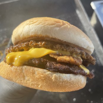 Hap’s Burgers - a close up of a hamburger - Pop-Up Restaurants Near Me