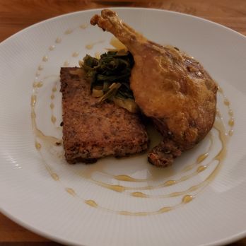 1540 Room - Confit Duck Leg - great gluten-free grit cake and spicy honey sauce. Duck was a little dry. - Southern Near Me - Savannah, Georgia