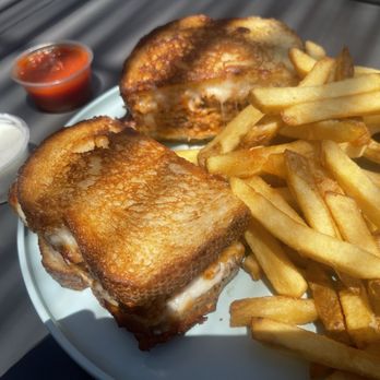 Burnt Crumbs - Great spaghetti grilled sandwich!! - New American Near Me - Irvine, California