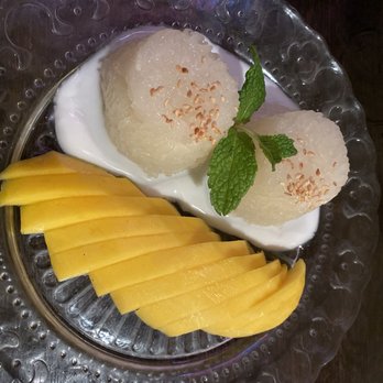 Rim Tanon - Mango sticky rice - Thai Near Me - Houston, Texas Rim Tanon - Mango sticky rice - Thai Near Me - Houston, Texas