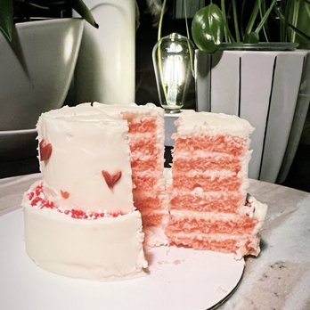 Tu Madres Bakery - Strawberry Cake (tastes like a strawberry milkshake) - Desserts Near Me - San Diego, California