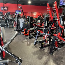 Shredz Gym - View from front of Shredz
