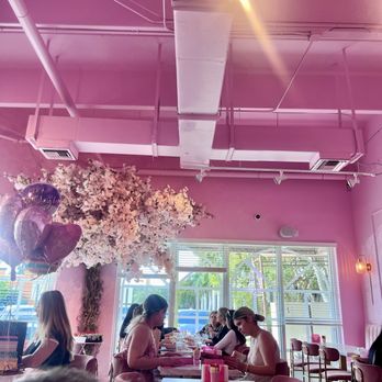 Keik - Bakeries Near Me - Miami, Florida