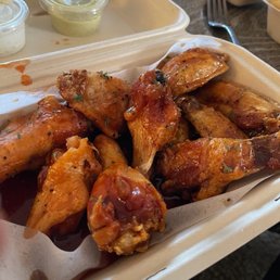 Honey garlic wings Honey garlic wings
