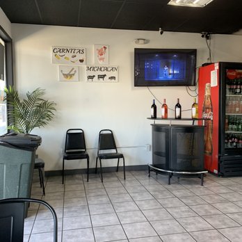 Carnitas Michoacan - Lobby - Mexican Near Me - Merced, California