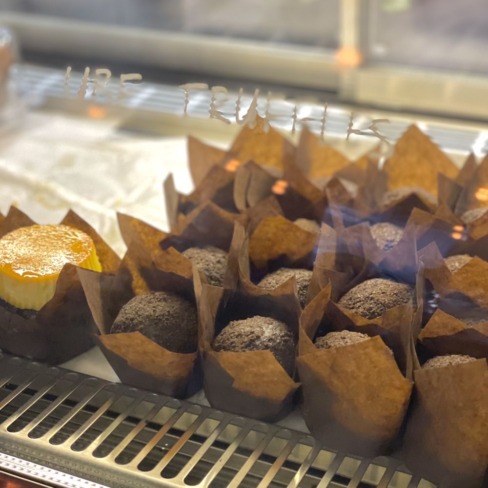 Cafe 86 - Cafes Near Me - Northridge, California Cafe 86 - Cafes Near Me - Northridge, California