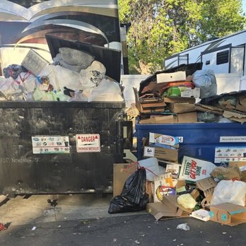 Walnut RV Park - Gross! - RV Parks Near Me - Northridge, California Walnut RV Park - Gross! - RV Parks Near Me - Northridge, California