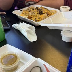Maruca's Kitchen - Asada nachos