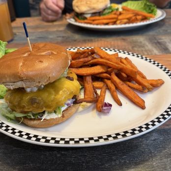 Black Bear Diner Tomball - Diners Near Me - Tomball, Texas Black Bear Diner Tomball - Diners Near Me - Tomball, Texas