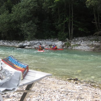Camping Erlebnis Zugspitze - Der Campingplatz grenzt direkt an die Loisach. - Campgrounds Near Me - Grainau, BY Camping Erlebnis Zugspitze - Der Campingplatz grenzt direkt an die Loisach. - Campgrounds Near Me - Grainau, BY