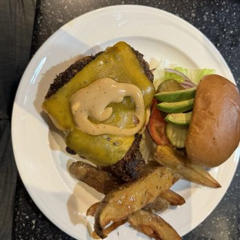 Trio Grille - New American Near Me - Marengo, Illinois