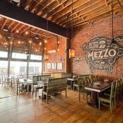 Sienna Mercato - Mezzo Pizza and Charcuterie
