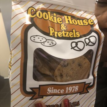 Cookie House & Pretzel - Mix of peanut butter chocolate chunk and chocolate chip pecan. - Desserts Near Me - Brooklyn, New York Cookie House & Pretzel - Mix of peanut butter chocolate chunk and chocolate chip pecan. - Desserts Near Me - Brooklyn, New York