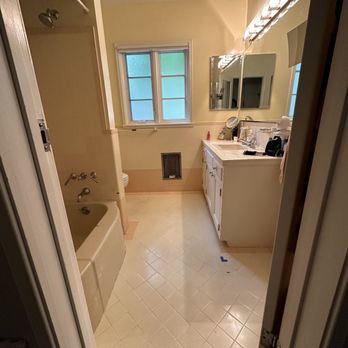 VIP Remodeling - Before - 1940's master bathroom - General Contractors Near Me