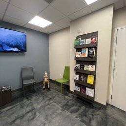 The waiting area is so clean