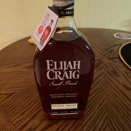 a bottle of elijah craig a bottle of elijah craig