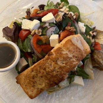 Leone's Trattoria - Salmon salad - Italian Near Me - North Brunswick, New Jersey Leone's Trattoria - Salmon salad - Italian Near Me - North Brunswick, New Jersey