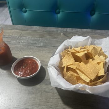 El Charro Express Mexican Restaurant - Chips and salsa - Mexican Near Me - Lexington, South Carolina El Charro Express Mexican Restaurant - Chips and salsa - Mexican Near Me - Lexington, South Carolina