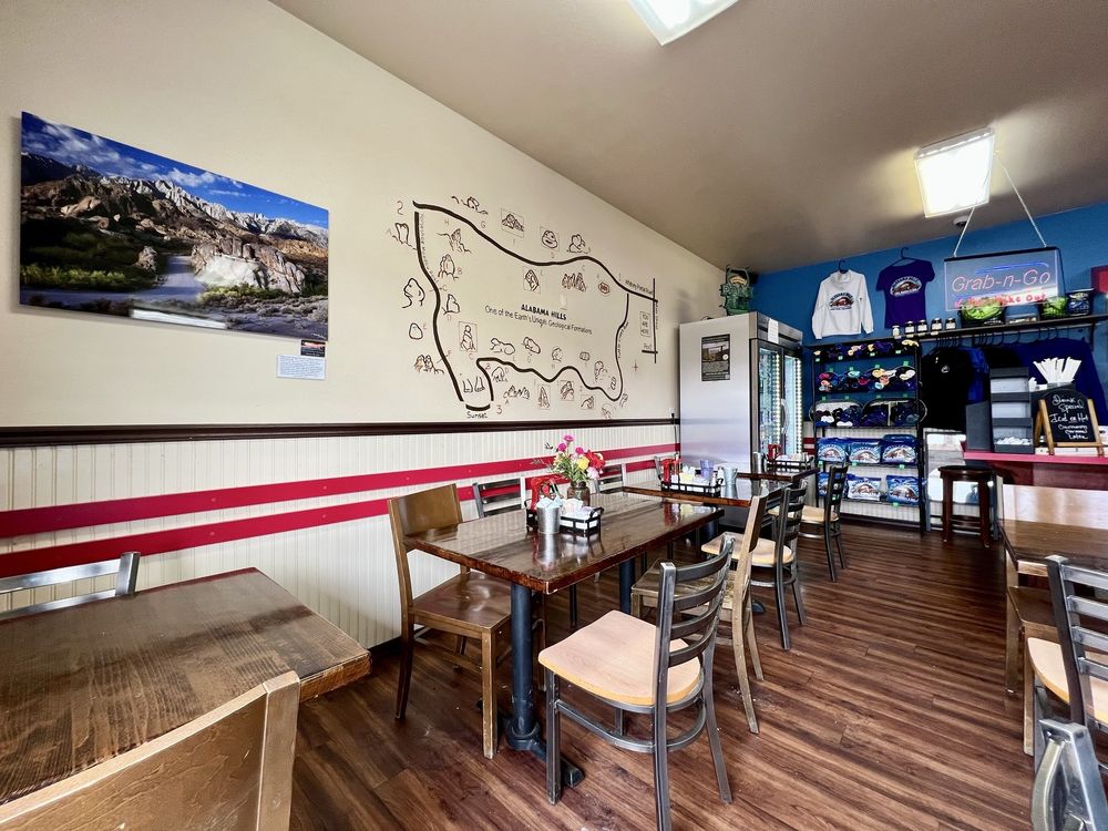 Alabama Hills Cafe and Bakery