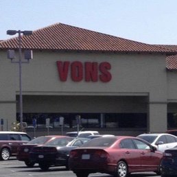 Exterior photo of Vons - Granada Hills, California Exterior photo of Vons - Granada Hills, California