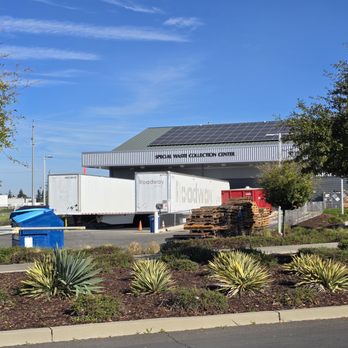 Special Waste Collection Center - Entrance - Recycling Center Near Me - Elk Grove, California Special Waste Collection Center - Entrance - Recycling Center Near Me - Elk Grove, California