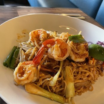 Yaowarat Asian Kitchen - Shrimp Pad Thai - Asian Fusion Near Me - Stuart, Florida Yaowarat Asian Kitchen - Shrimp Pad Thai - Asian Fusion Near Me - Stuart, Florida
