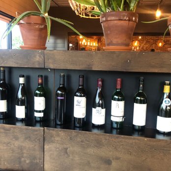 Louie's Wine Dive & Kitchen 119 - Wine - Wine Bars Near Me - Leawood, Kansas