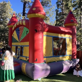 Tahquitz Pines Retreat - Bouncy house for the kids - Campgrounds Near Me - Idyllwild, California Tahquitz Pines Retreat - Bouncy house for the kids - Campgrounds Near Me - Idyllwild, California