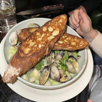 Multnomah Whiskey Library - Steamed Clams - Lounges Near Me - Portland, Oregon Multnomah Whiskey Library - Steamed Clams - Lounges Near Me - Portland, Oregon