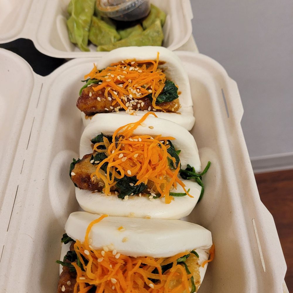 Poke Hut - Tofu buns and Goyoza were the perfect working lunch! - Poke Near Me - Cincinnati, Ohio Poke Hut - Tofu buns and Goyoza were the perfect working lunch! - Poke Near Me - Cincinnati, Ohio