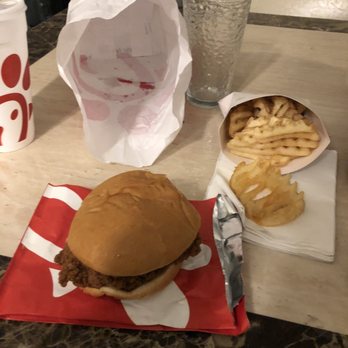 Chick-fil-A - No pickles and no sauce - Fast Food Near Me - Mansfield, Texas Chick-fil-A - No pickles and no sauce - Fast Food Near Me - Mansfield, Texas