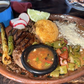 La Cheve Bakery and Brews - Bistec con Nopales and Cafe de Olla - Breakfast & Brunch Near Me - Napa, California
