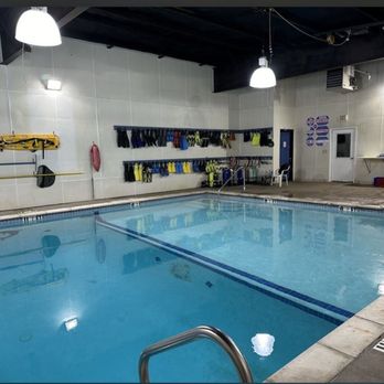 ScubaToys - Huge, deep pool for classes & practice. - Dive Shops Near Me - Carrollton, Texas