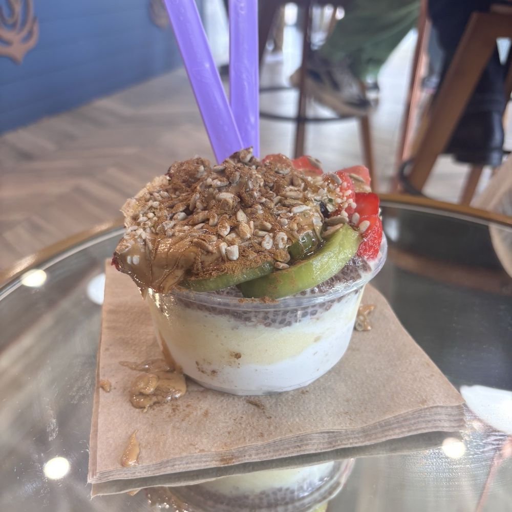Island Bodega - Lili Bowl - Acai Bowls Near Me - Cerritos, California Island Bodega - Lili Bowl - Acai Bowls Near Me - Cerritos, California