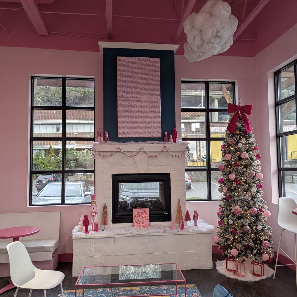 Lula Coffee - pink decor - Coffee & Tea Near Me - Seattle, Washington