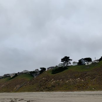 Sunset State Beach - Took a two mile stroll and saw some nice homes - Beaches Near Me - Watsonville, California