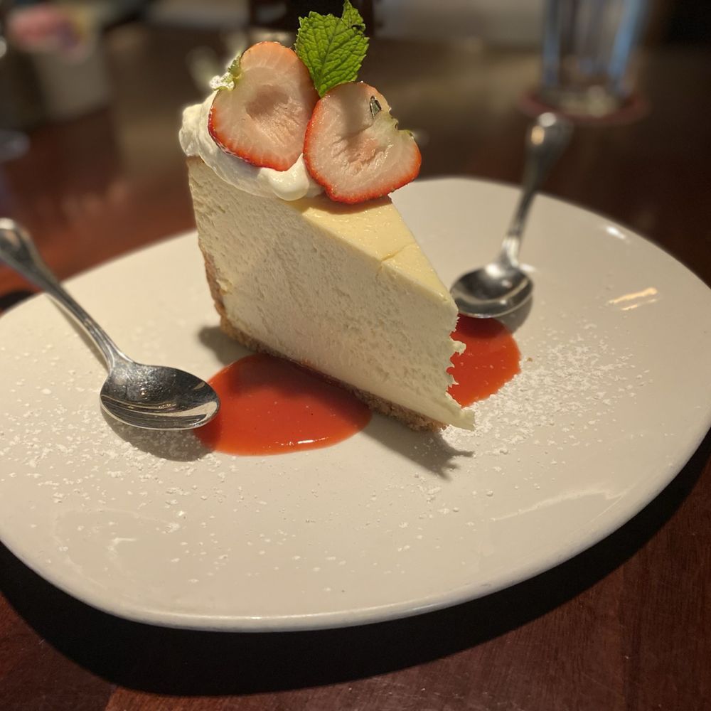 Pappadeaux Seafood Kitchen - Vanilla CheeseCake - Seafood Near Me - Conroe, Texas Pappadeaux Seafood Kitchen - Vanilla CheeseCake - Seafood Near Me - Conroe, Texas