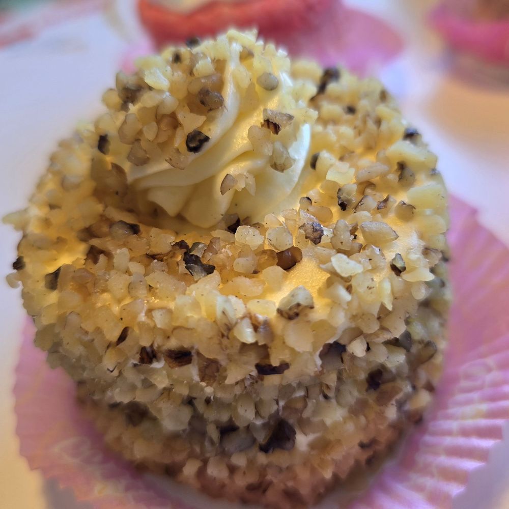 Loaded Cafe - Long Beach - Carrot cake - American Near Me - Long Beach, California Loaded Cafe - Long Beach - Carrot cake - American Near Me - Long Beach, California