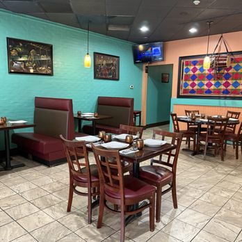 Virsa De Punjab - Inside - Indian Near Me - Bedford, Massachusetts