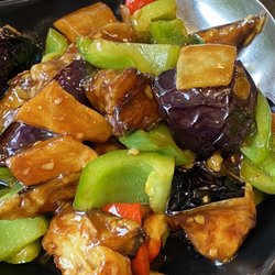Crystal China - Potato, Aubergine & Bell Peppers in Garlic Sauce