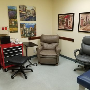 Suelzle Gregory, MD - Treatment room - Pain Management Near Me - Upland, California